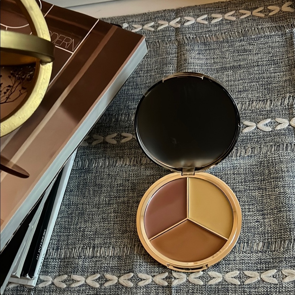 Iconic dewy glow 4 pack
